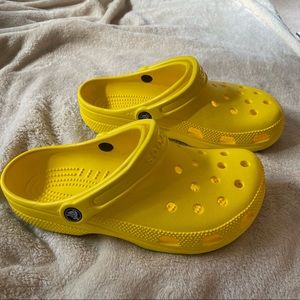 CLASSIC CLOG CROCS